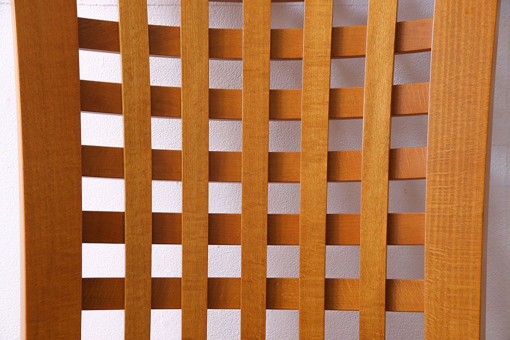 中古　COSTANTINI PIETRO(コスタンチーニ・ピエトロ)　優雅なシルエットのダイニングチェア(イス)(1)