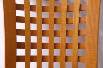 中古　COSTANTINI PIETRO(コスタンチーニ・ピエトロ)　優雅なシルエットのダイニングチェア(イス)(1)