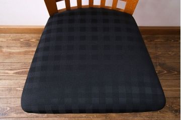 中古　COSTANTINI PIETRO(コスタンチーニ・ピエトロ)　優雅なシルエットのダイニングチェア(イス)(1)