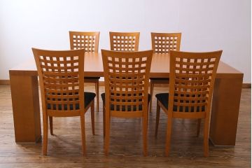 中古　COSTANTINI PIETRO(コスタンチーニ・ピエトロ)　優雅なシルエットのダイニングチェア(イス)(1)