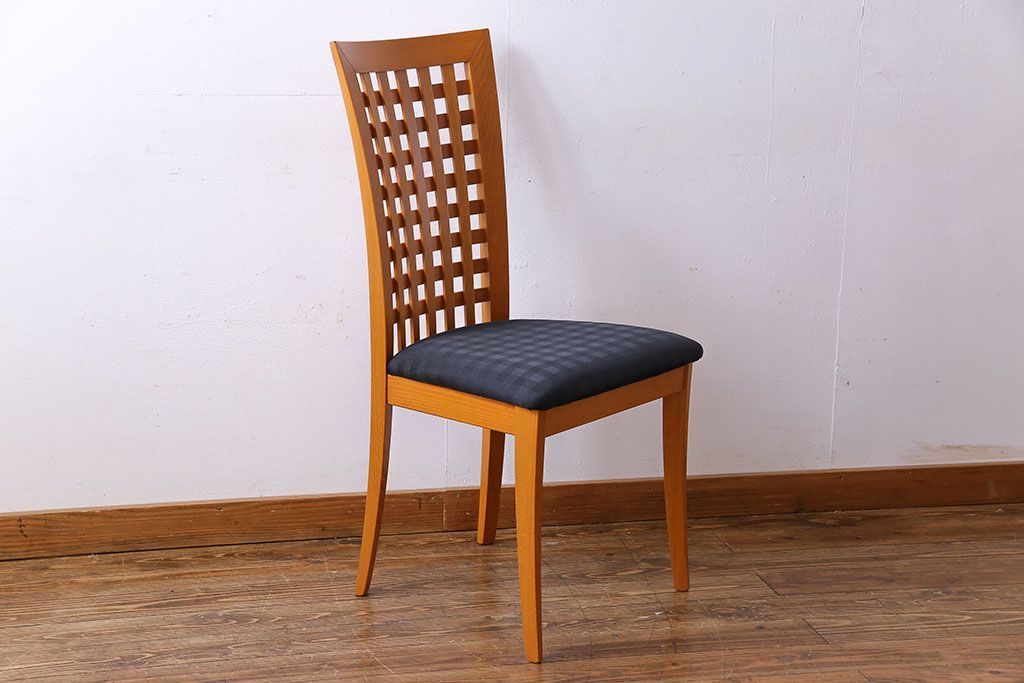 中古　COSTANTINI PIETRO(コスタンチーニ・ピエトロ)　優雅なシルエットのダイニングチェア(イス)(2)