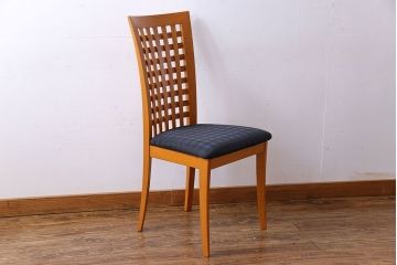 中古　COSTANTINI PIETRO(コスタンチーニ・ピエトロ)　優雅なシルエットのダイニングチェア(イス)(2)