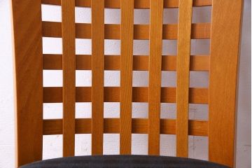 中古　COSTANTINI PIETRO(コスタンチーニ・ピエトロ)　優雅なシルエットのダイニングチェア(イス)(2)