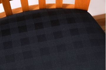 中古　COSTANTINI PIETRO(コスタンチーニ・ピエトロ)　優雅なシルエットのダイニングチェア(イス)(2)