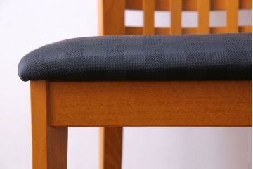 中古　COSTANTINI PIETRO(コスタンチーニ・ピエトロ)　優雅なシルエットのダイニングチェア(イス)(2)