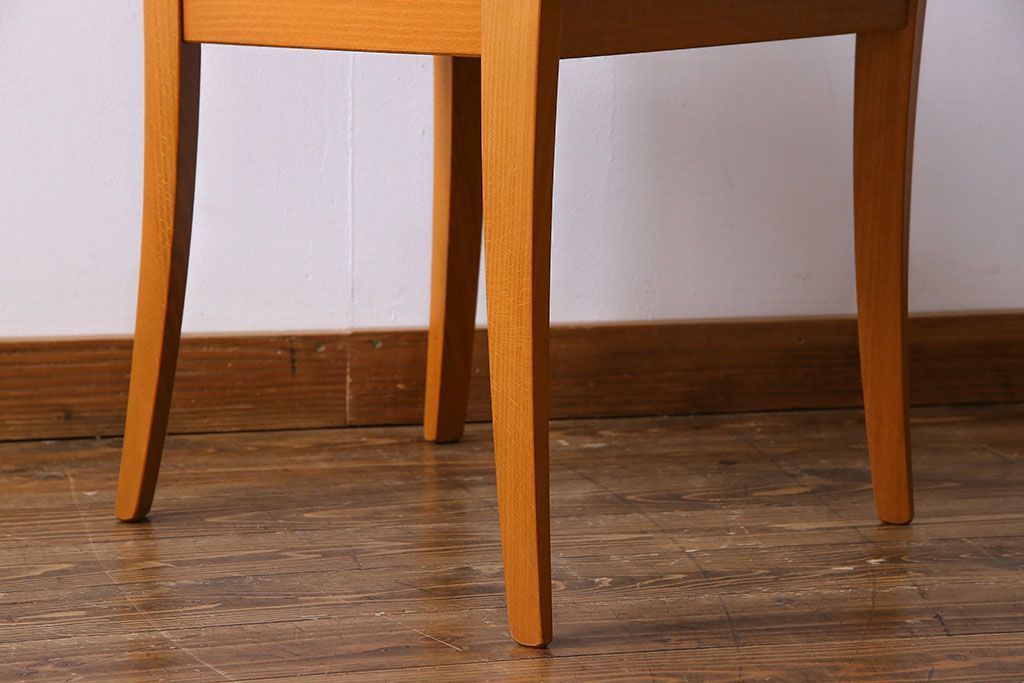 中古　COSTANTINI PIETRO(コスタンチーニ・ピエトロ)　優雅なシルエットのダイニングチェア(イス)(2)