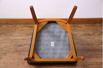 中古　COSTANTINI PIETRO(コスタンチーニ・ピエトロ)　優雅なシルエットのダイニングチェア(イス)(2)