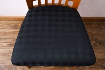 中古　COSTANTINI PIETRO(コスタンチーニ・ピエトロ)　優雅なシルエットのダイニングチェア(イス、椅子)(3)(R-027264)