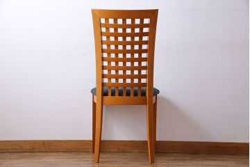 中古　COSTANTINI PIETRO(コスタンチーニ・ピエトロ)　優雅なシルエットのダイニングチェア(イス、椅子)(3)(R-027264)