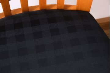 中古　COSTANTINI PIETRO(コスタンチーニ・ピエトロ)　モダンなデザインがおしゃれなダイニングチェア(イス)