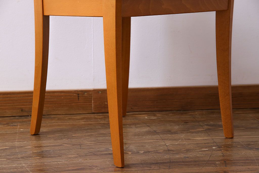 中古　COSTANTINI PIETRO(コスタンチーニ・ピエトロ)　モダンなデザインがおしゃれなダイニングチェア(イス)