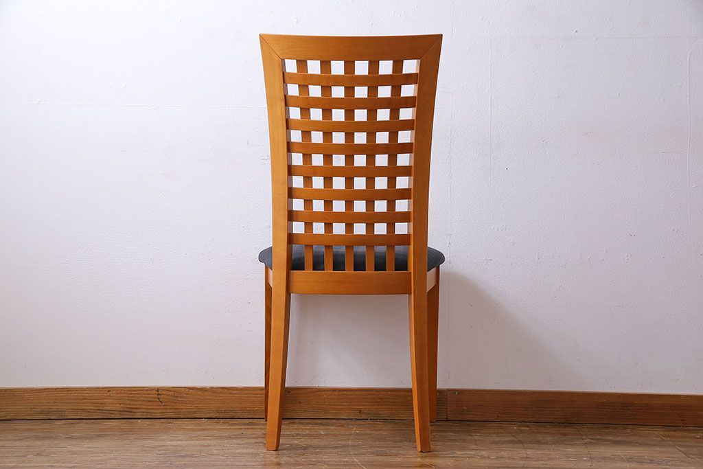 中古　COSTANTINI PIETRO(コスタンチーニ・ピエトロ)　モダンなデザインがおしゃれなダイニングチェア(イス)