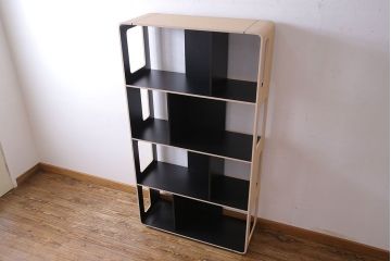 中古　B&B Italia　MAXALTO　ARNE(アルネ)・ディスプレイラック(飾り棚、本棚)(定価約77万円)