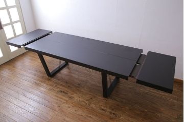 中古　Molteni&C(モルテーニ)　コンテンポラリー　モダンなエクステンションテーブル(ダイニングテーブル)(定価約108万円)