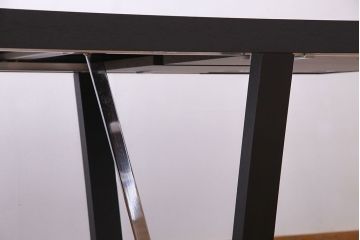 中古　Molteni&C(モルテーニ)　コンテンポラリー　モダンなエクステンションテーブル(ダイニングテーブル)(定価約108万円)