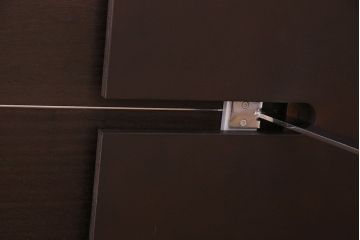 中古　Molteni&C(モルテーニ)　コンテンポラリー　モダンなエクステンションテーブル(ダイニングテーブル)(定価約108万円)