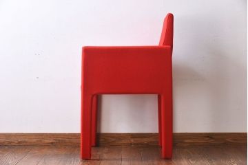 中古　arflex(アルフレックス)　FE(エフィー)　目を引く赤いアームチェア(1人掛けソファ)(1)(定価約11万円)