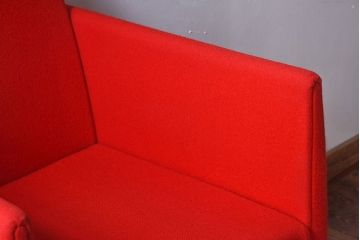 中古　arflex(アルフレックス)　FE(エフィー)　目を引く赤いアームチェア(1人掛けソファ)(1)(定価約11万円)
