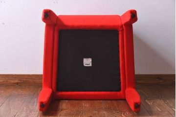 中古　arflex(アルフレックス)　FE(エフィー)　目を引く赤いアームチェア(イス)(2)(定価約11万円)