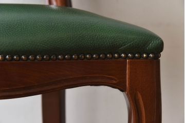 中古　フランス製　上品なデザインが魅力的な本革のチェア(椅子)(1)