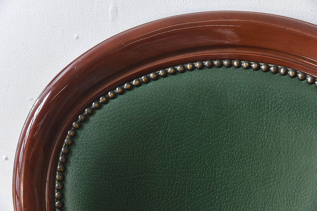 中古　フランス製　上品なデザインが魅力的な本革のチェア(椅子)(2)