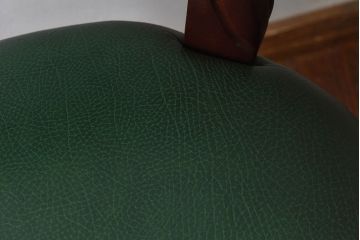 中古　フランス製　上品なデザインが魅力的な本革のチェア(椅子)(2)