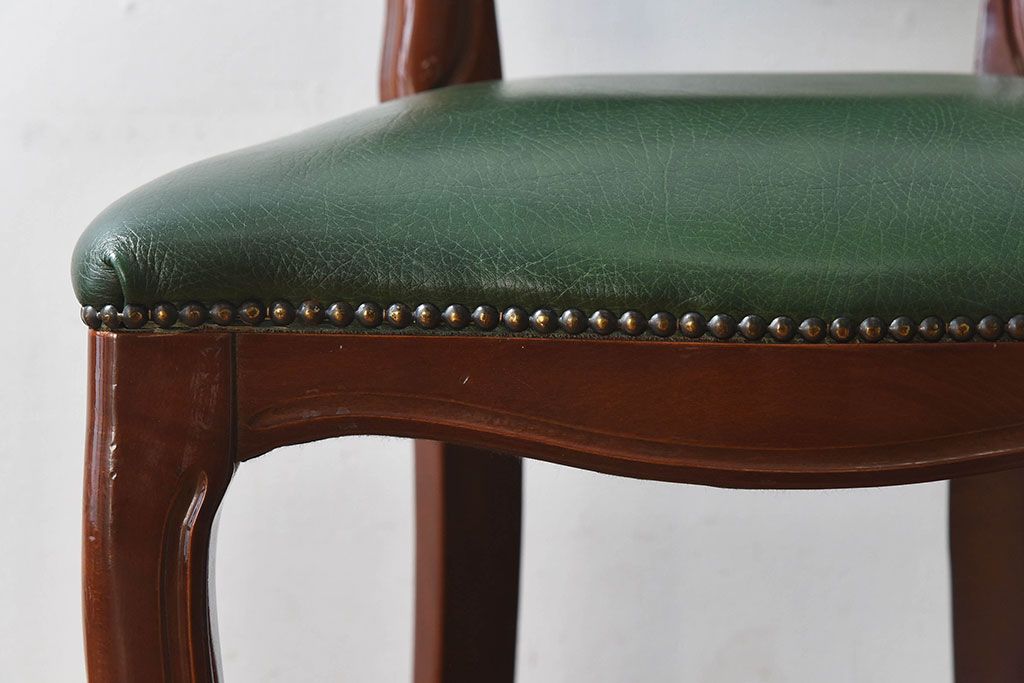 中古　フランス製　上品なデザインが魅力的な本革のチェア(椅子)(2)