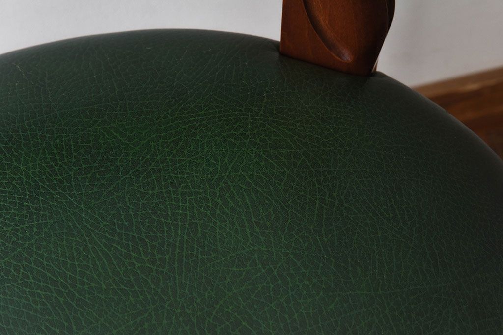 中古　フランス製　上品なデザインが魅力的な本革のチェア(椅子)(3)