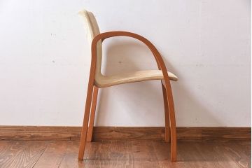中古　arflex(アルフレックス)　FK アームがおしゃれなチェア(定価約5万円)