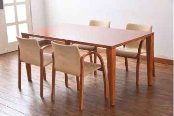 中古　arflex(アルフレックス)　FK アームがおしゃれなチェア(定価約5万円)