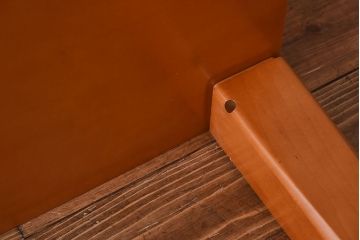 中古　arflex(アルフレックス)　NS2F　ダイニングテーブル(4人用)(定価約25万円)