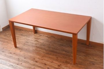 中古　arflex(アルフレックス)　NS2F　ダイニングテーブル(4人用)(定価約25万円)