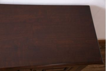 中古美品　松本民芸家具　面取りデザインがおしゃれなE型サイドボード(収納棚、戸棚)(定価約37万円)