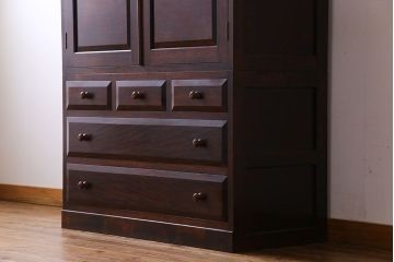 中古美品　松本民芸家具　直線的なデザインが美しいD型和タンス(箪笥、チェスト、着物箪笥)(定価約54万円)