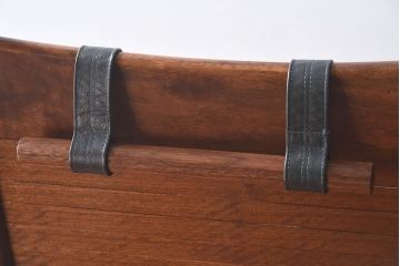 中古美品　大原一徳　牛革使用!ウォールナット材の上質なパーソナルチェア(椅子、イス)(定価約17万円)