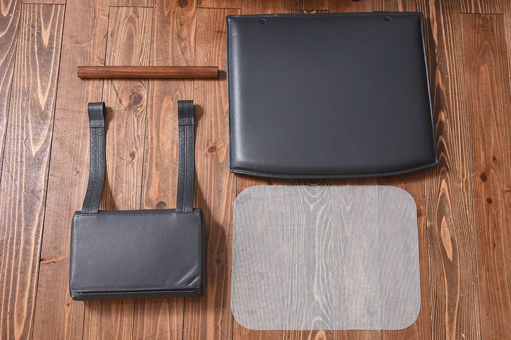 中古美品　大原一徳　牛革使用!ウォールナット材の上質なパーソナルチェア(椅子、イス)(定価約17万円)