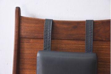 中古美品　大原一徳　牛革使用!ウォールナット材の上質なパーソナルチェア(椅子、イス)(定価約17万円)