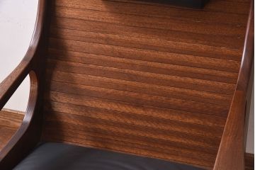 中古美品　大原一徳　牛革使用!ウォールナット材の上質なパーソナルチェア(椅子、イス)(定価約17万円)