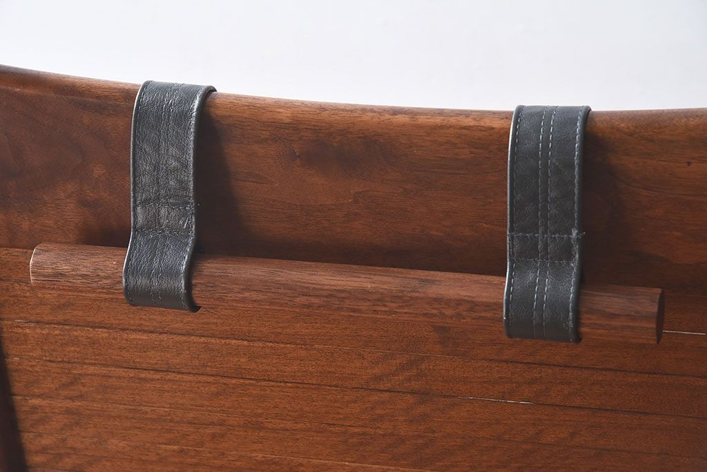 中古美品　大原一徳　牛革使用!ウォールナット材の上質なパーソナルチェア(椅子、イス)(定価約17万円)