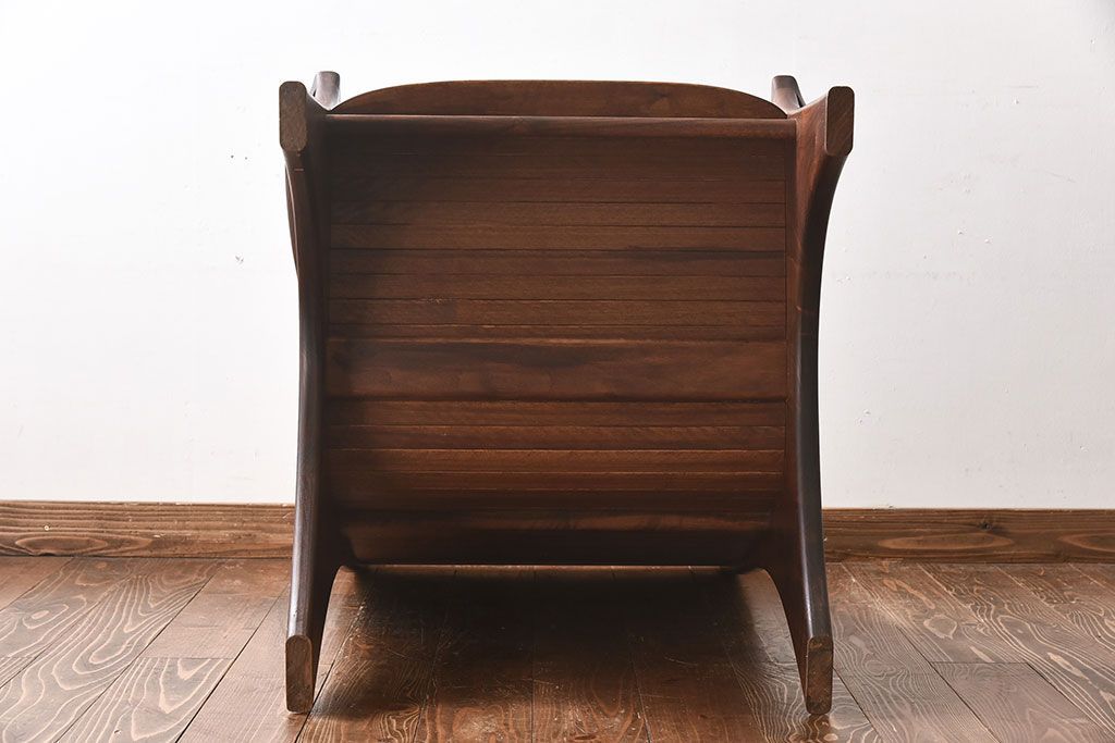 中古美品　大原一徳　牛革使用!ウォールナット材の上質なパーソナルチェア(椅子、イス)(定価約17万円)