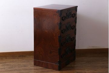 中古美品　伝統民芸家具　岩谷堂箪笥　小振りな大きさが魅力的なチェスト(サイドチェスト、引き出し)(定価約28万円)
