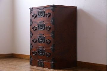 中古美品　伝統民芸家具　岩谷堂箪笥　小振りな大きさが魅力的なチェスト(サイドチェスト、引き出し)(定価約28万円)