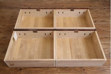 中古美品　伝統民芸家具　岩谷堂箪笥　小振りな大きさが魅力的なチェスト(サイドチェスト、引き出し)(定価約28万円)