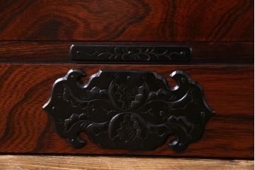 中古美品　伝統民芸家具　岩谷堂箪笥　小振りな大きさが魅力的なチェスト(サイドチェスト、引き出し)(定価約28万円)