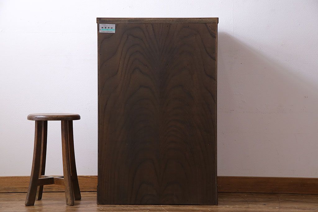 中古美品　伝統民芸家具　岩谷堂箪笥　小振りな大きさが魅力的なチェスト(サイドチェスト、引き出し)(定価約28万円)