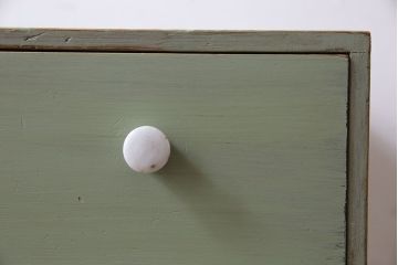 ペイント家具　レトロで可愛らしいアンティークチェスト(引き出し)
