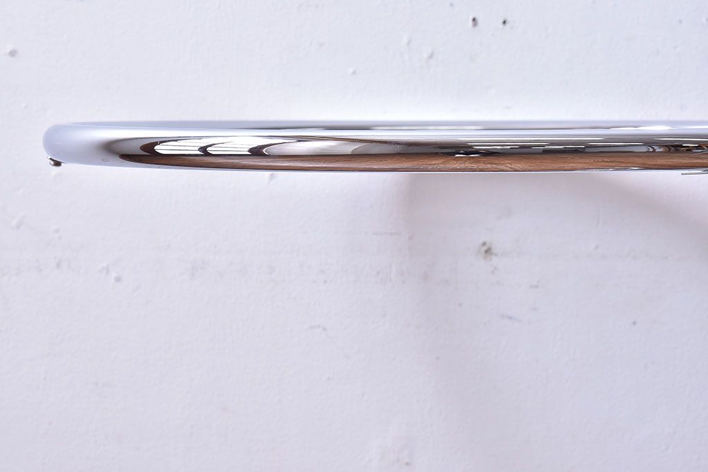 中古　ClassiCon(クラシコン)　Eileen Gray(アイリーン・グレイ)　ADJUSTABLE TABLE　E1027　アジャスタブルテーブル(サイドテーブル)(1)