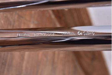 中古　ClassiCon(クラシコン)　Eileen Gray(アイリーン・グレイ)　ADJUSTABLE TABLE　E1027　アジャスタブルテーブル(サイドテーブル)(1)