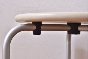アンティーク雑貨　中古　arflex(アルフレックス)　Frutta(フルッタ) サイドテーブル(定価約2万6千円)