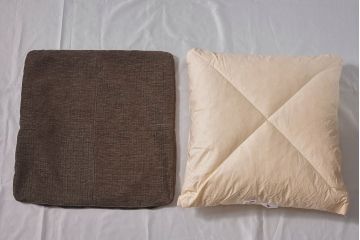 アンティーク雑貨　中古　arflex(アルフレックス)　VELATO(ヴェラート)　クッション・大(定価約3万円)